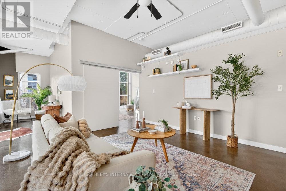 305 - 66 Bay Street S, Hamilton, Ontario  L8P 4Z6 - Photo 8 - X12660514