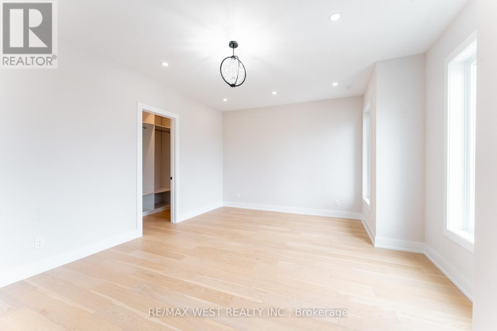 185 Riverview Boulevard, St. Catharines, Ontario  L2T 3M6 - Photo 25 - X12660580