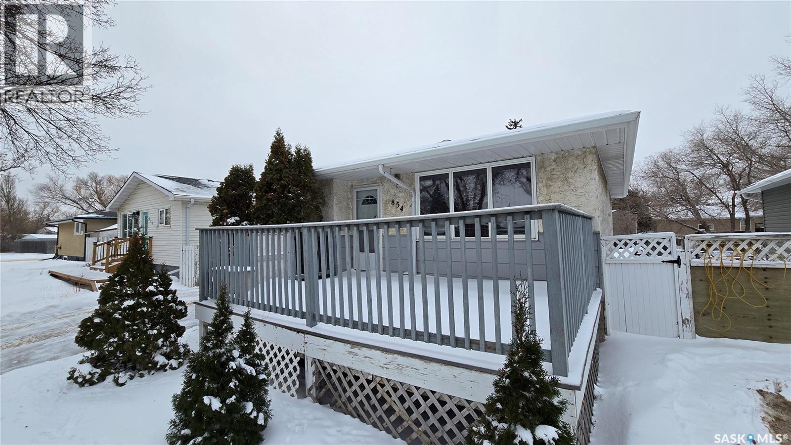 854 Broad Street N, Regina, Saskatchewan  S4R 5Z1 - Photo 1 - SK026123