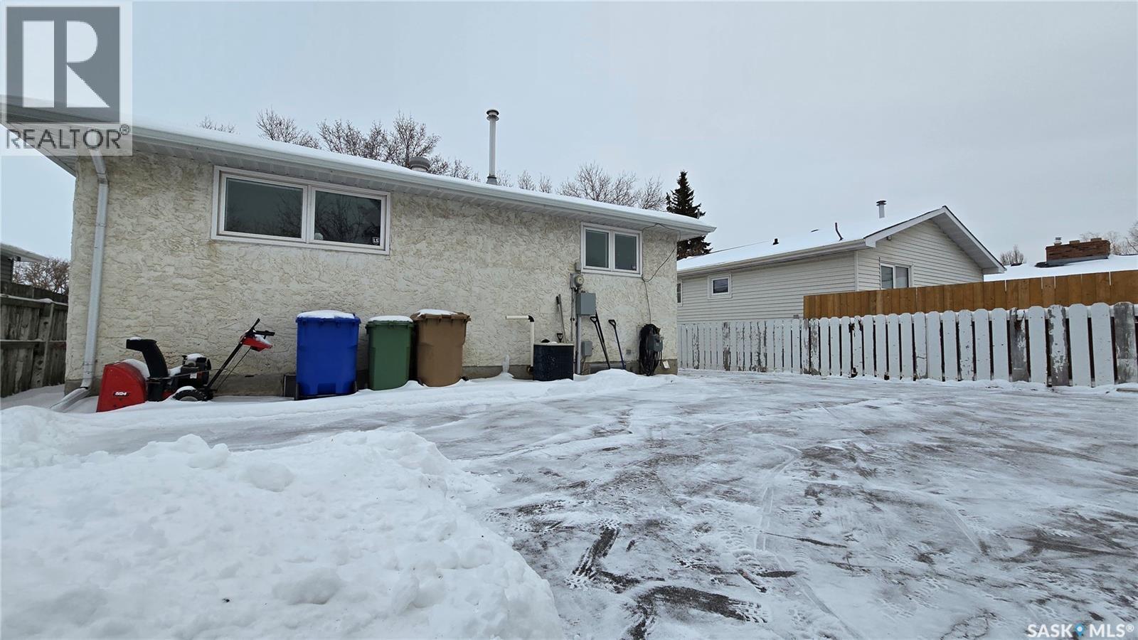 854 Broad Street N, Regina, Saskatchewan  S4R 5Z1 - Photo 10 - SK026123