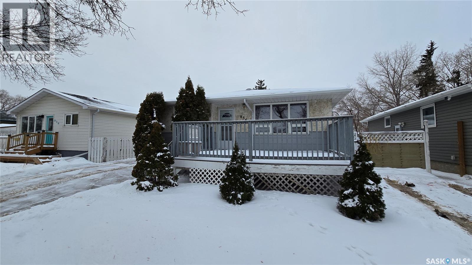 854 Broad Street N, Regina, Saskatchewan  S4R 5Z1 - Photo 3 - SK026123