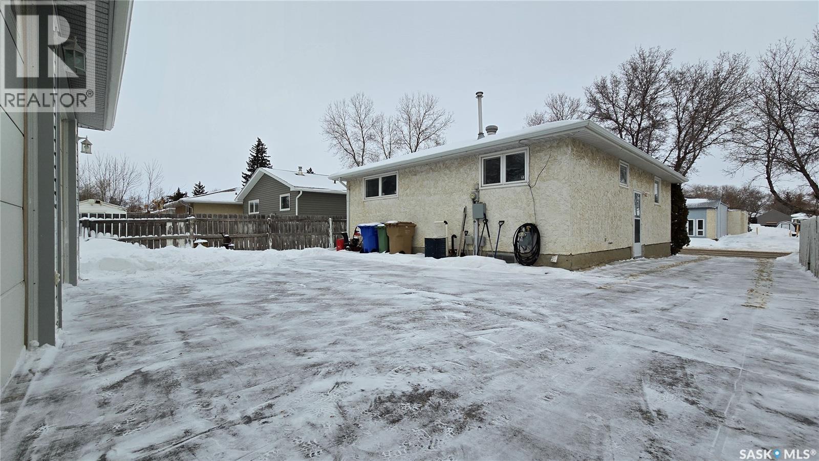 854 Broad Street N, Regina, Saskatchewan  S4R 5Z1 - Photo 9 - SK026123