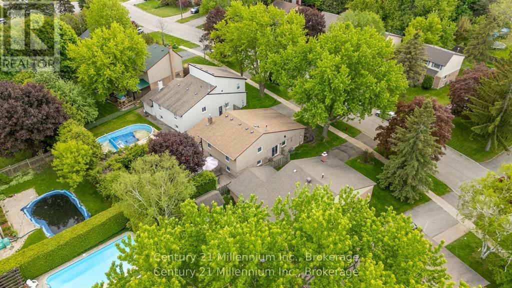 43 Stoddart Drive, Aurora, Ontario  L4G 2G2 - Photo 38 - N12658268