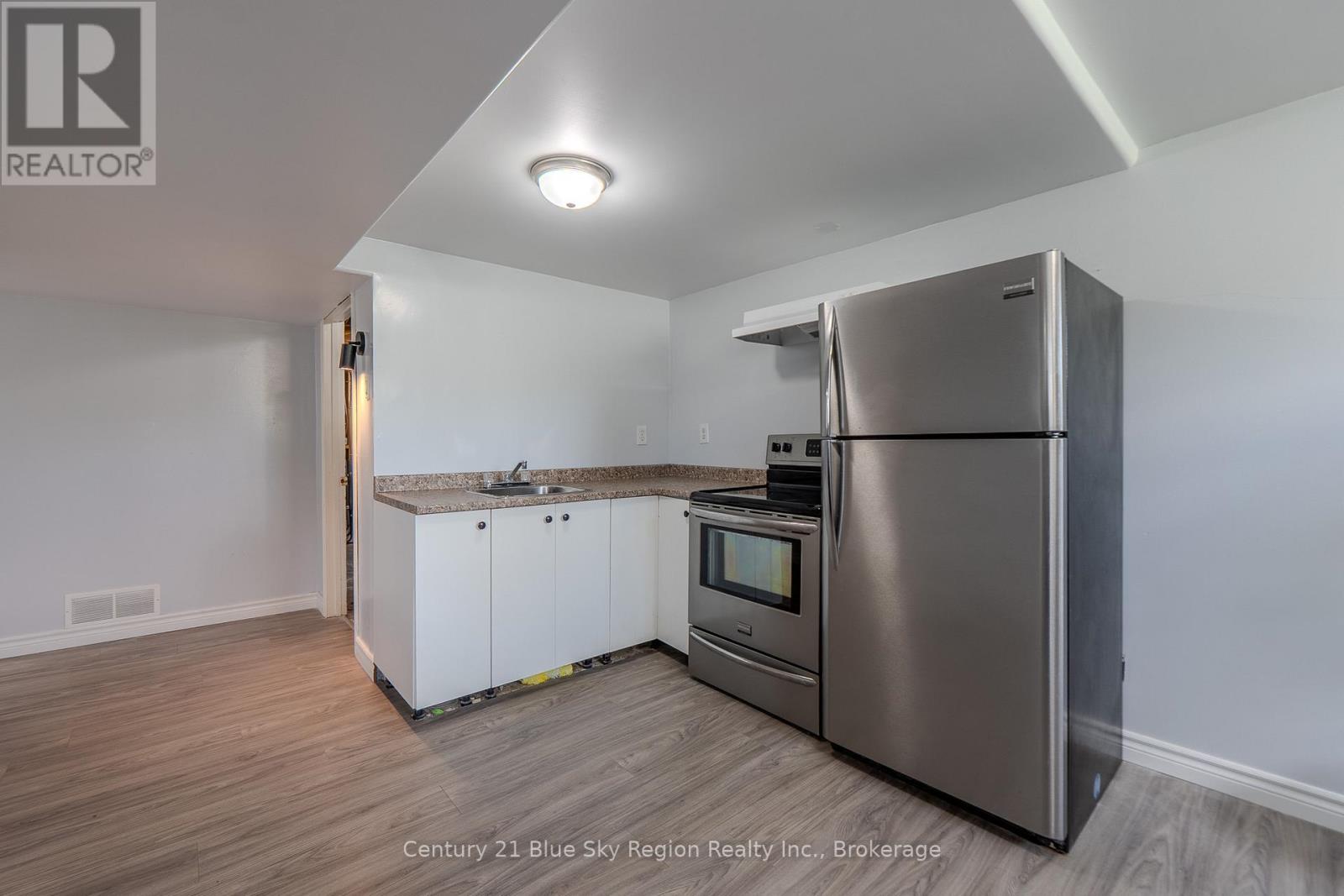 62 Strathcona Drive, North Bay, Ontario  P1A 2N1 - Photo 30 - X12537088