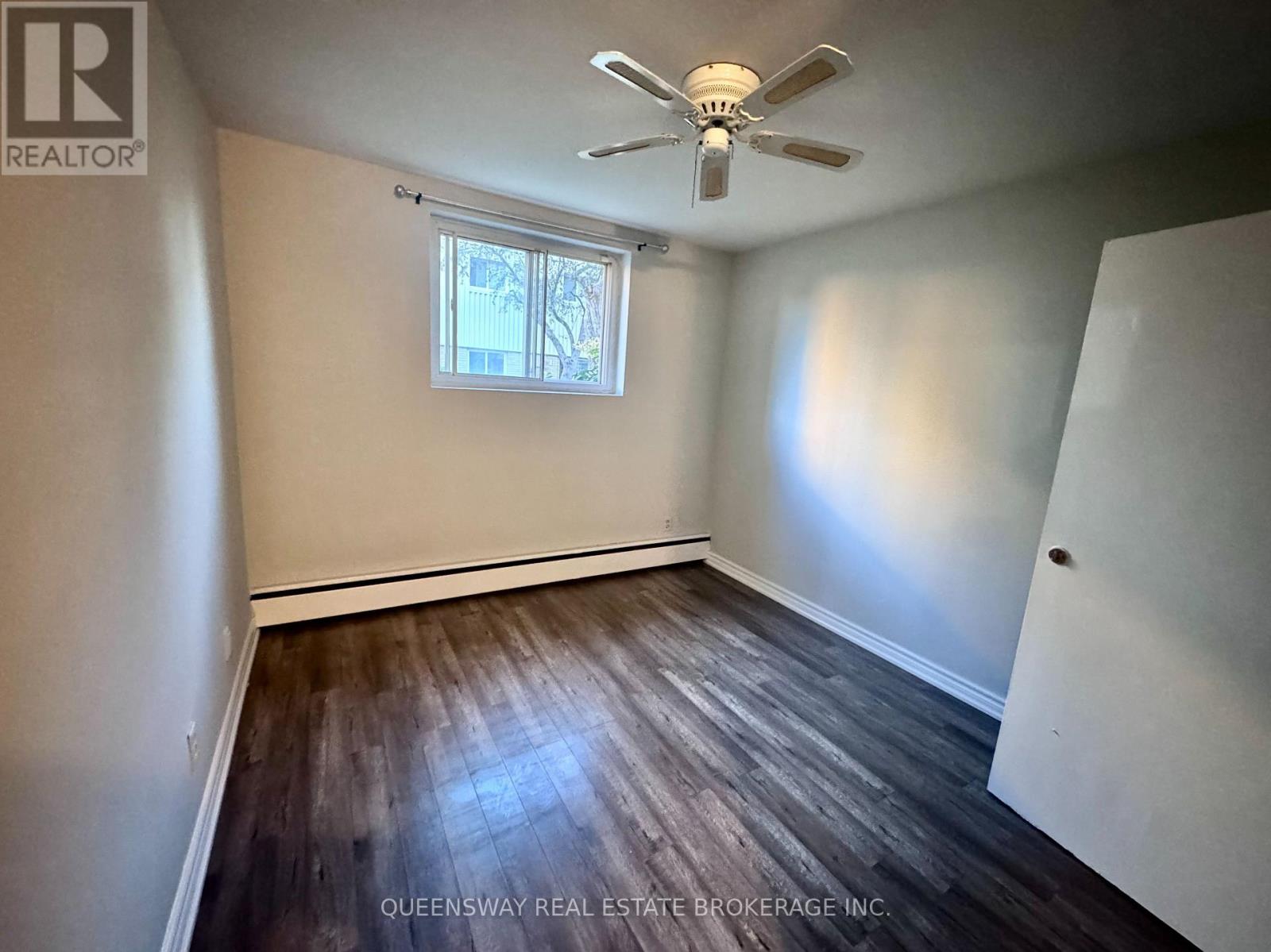 3-333 Gibb Street, Oshawa, Ontario L1J 1Z1 - Photo 1 - E12656100