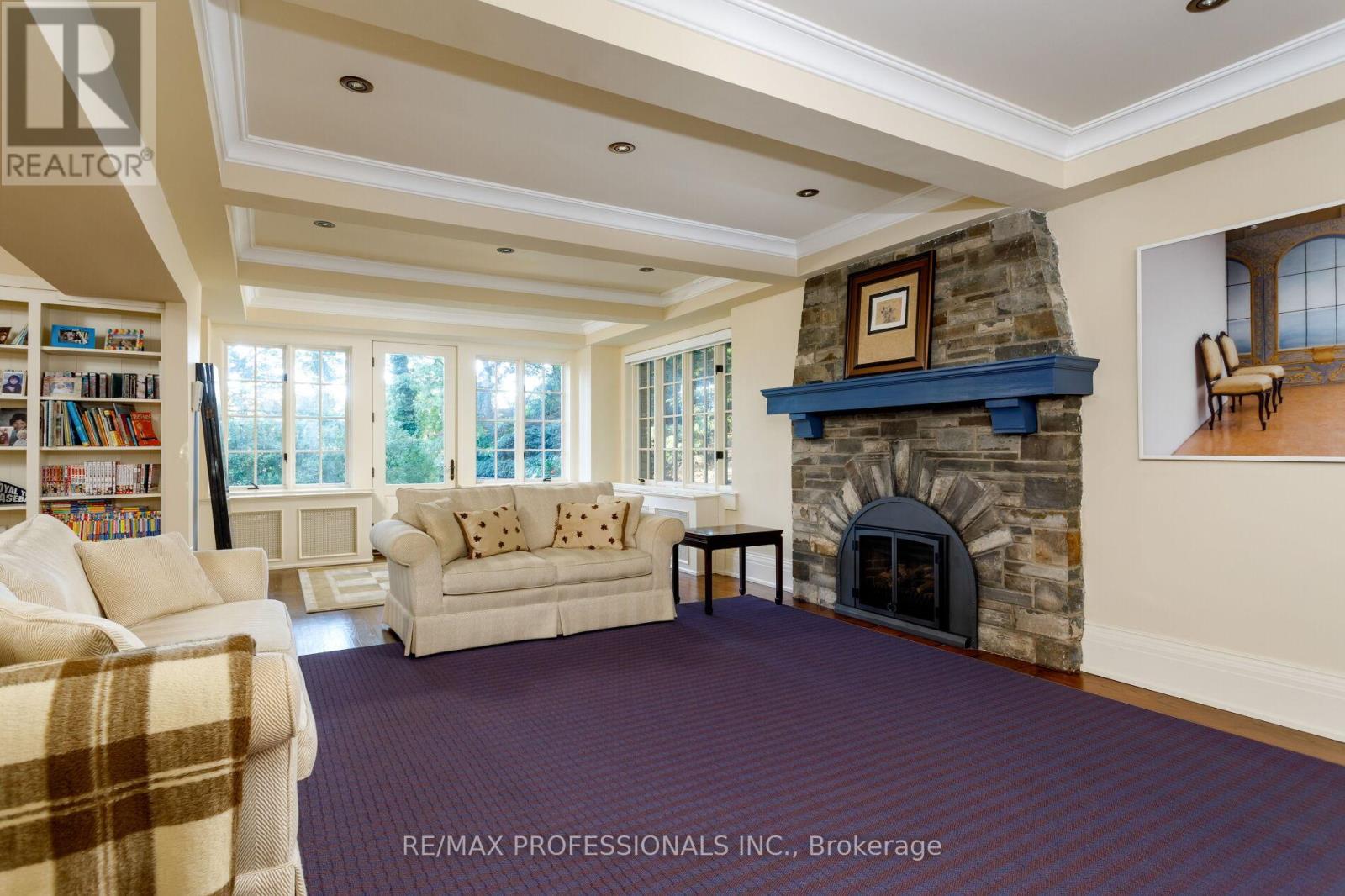 43 The Kingsway, Toronto, Ontario  M8X 2S9 - Photo 49 - W12476896