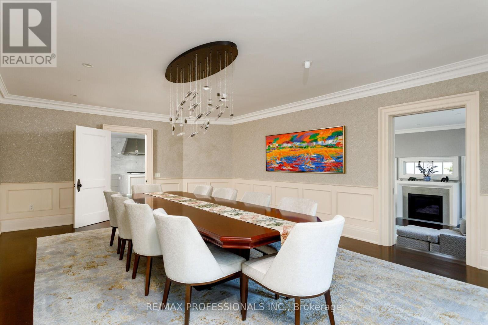 43 The Kingsway, Toronto, Ontario  M8X 2S9 - Photo 14 - W12476896