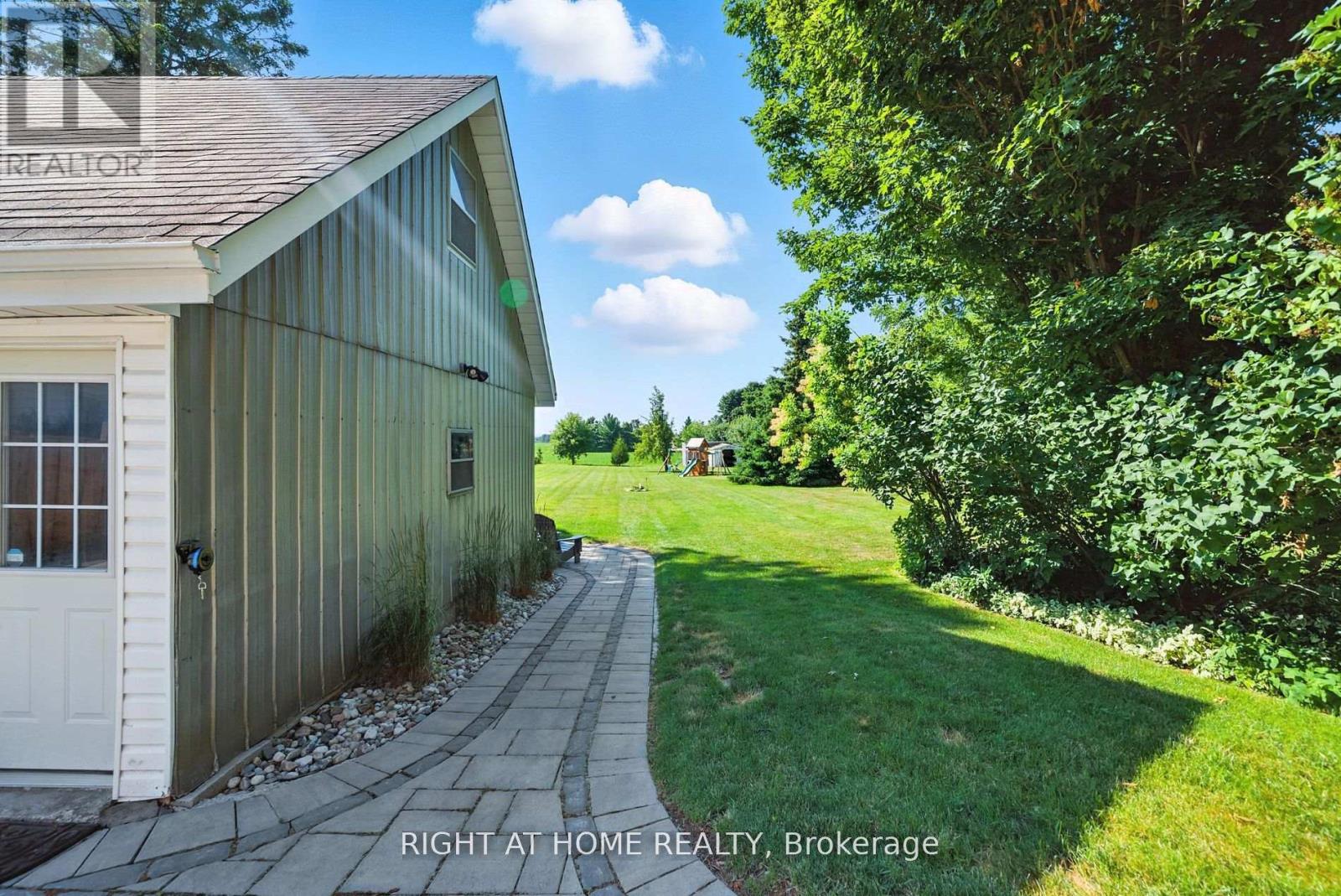 675 Myrtle Road W, Whitby, Ontario  L0B 1A0 - Photo 38 - E12660724