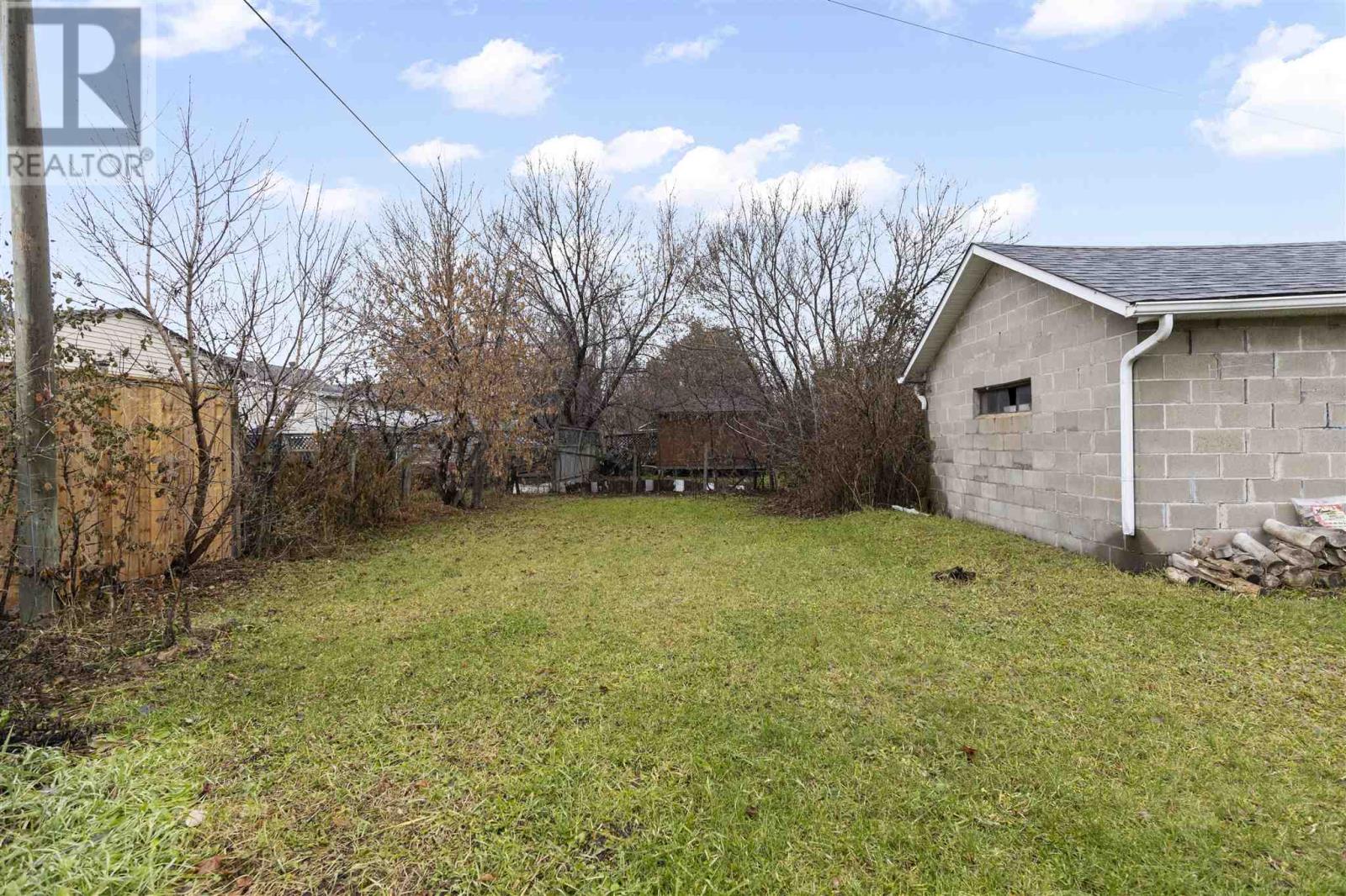 135 Carufel Ave, Sault Ste. Marie, Ontario  P6C 4T5 - Photo 35 - SM253364