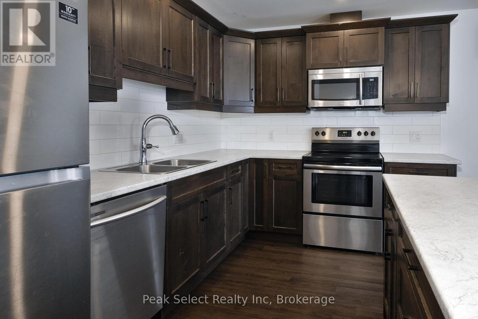 275 Mccourt Place, North Perth, Ontario  N0G 1B0 - Photo 11 - X12660626