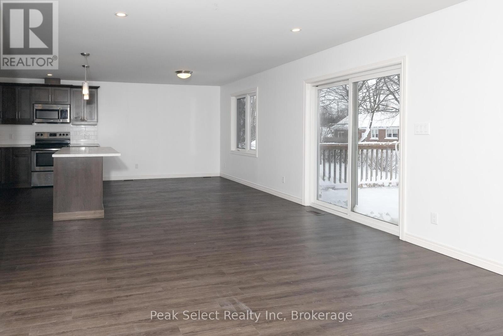 275 Mccourt Place, North Perth, Ontario  N0G 1B0 - Photo 13 - X12660626