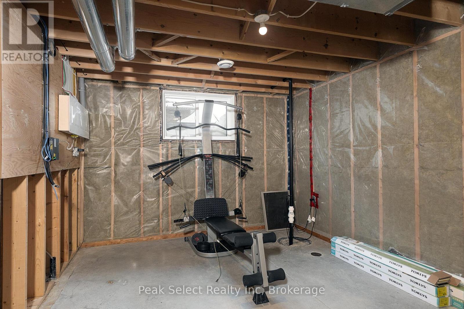 275 Mccourt Place, North Perth, Ontario  N0G 1B0 - Photo 15 - X12660626