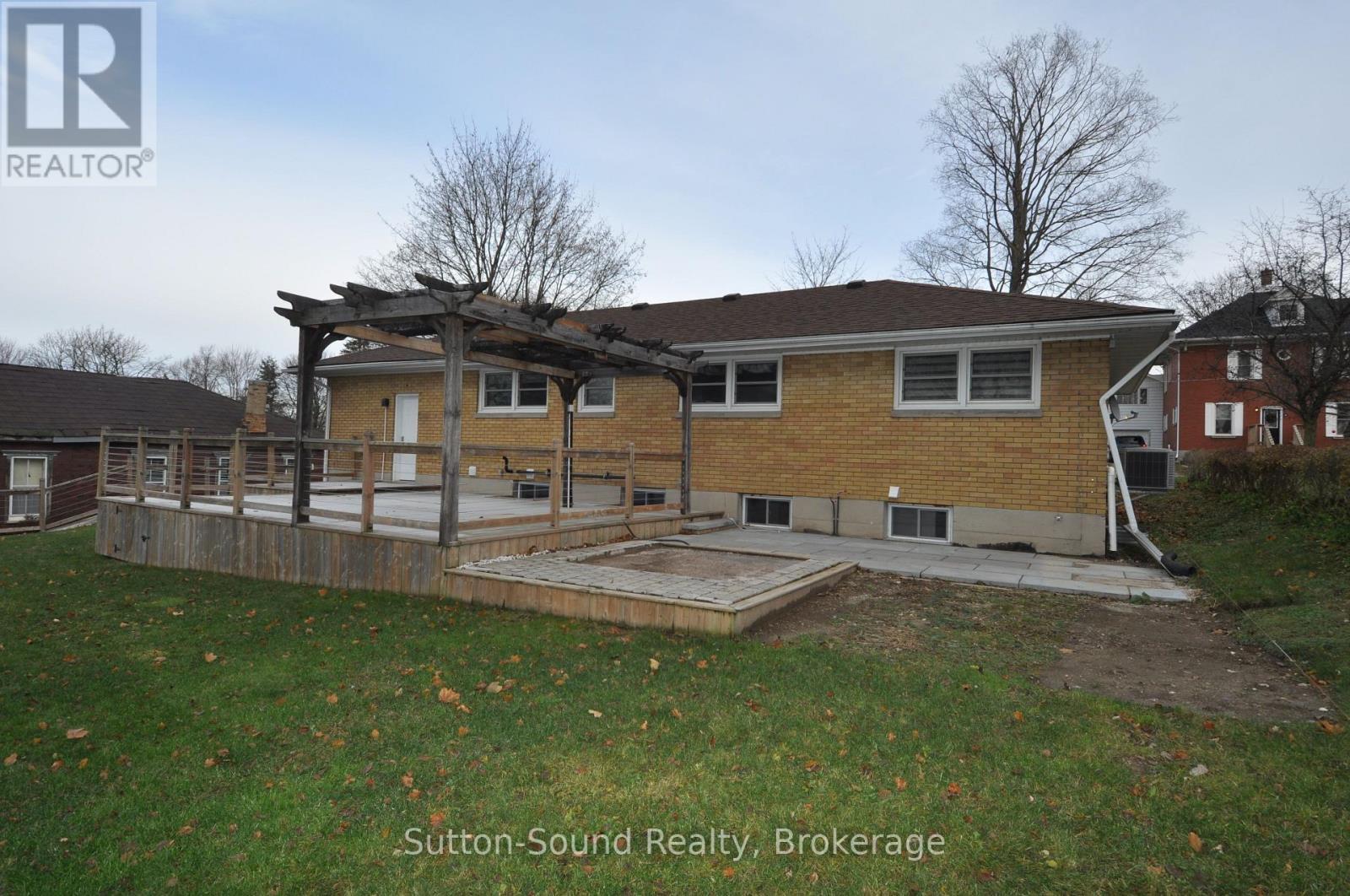 10 Brownlee Street S, South Bruce, Ontario  N0G 2S0 - Photo 4 - X12660662