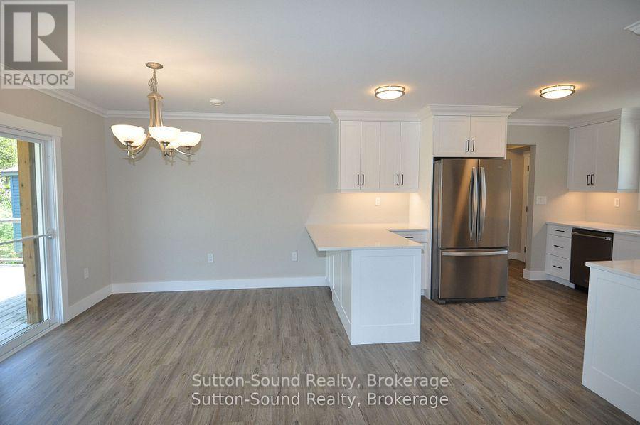 1 Williamson Place, South Bruce Peninsula, Ontario  N0H 2T0 - Photo 11 - X12660692