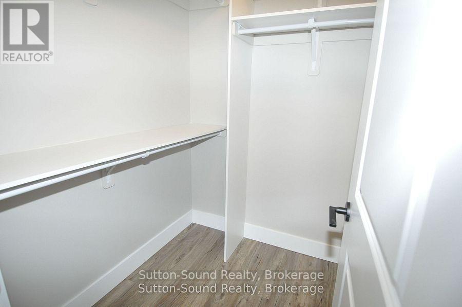 1 Williamson Place, South Bruce Peninsula, Ontario  N0H 2T0 - Photo 16 - X12660692