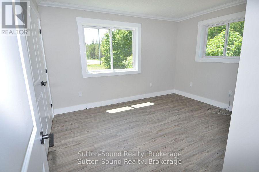 1 Williamson Place, South Bruce Peninsula, Ontario  N0H 2T0 - Photo 19 - X12660692