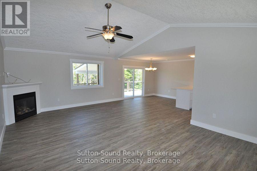 1 Williamson Place, South Bruce Peninsula, Ontario  N0H 2T0 - Photo 3 - X12660692