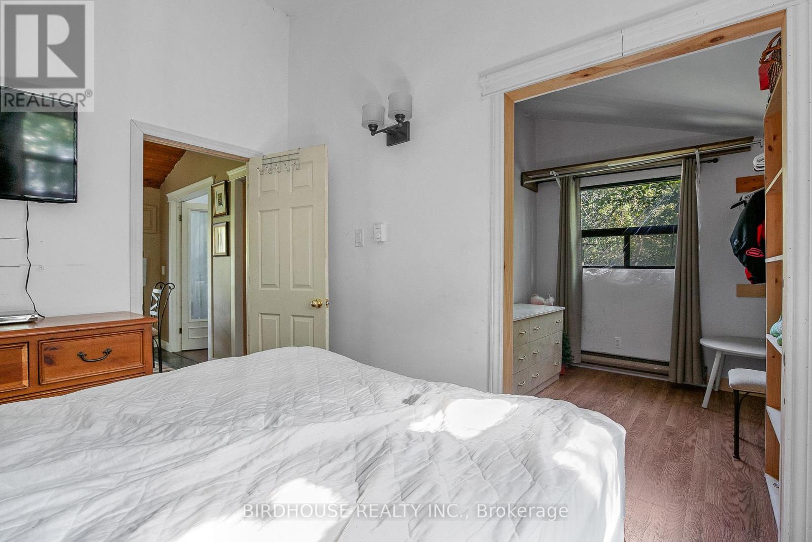 15 Cedar Nook Road, Kawartha Lakes, Ontario  K0M 1K0 - Photo 13 - X12660862