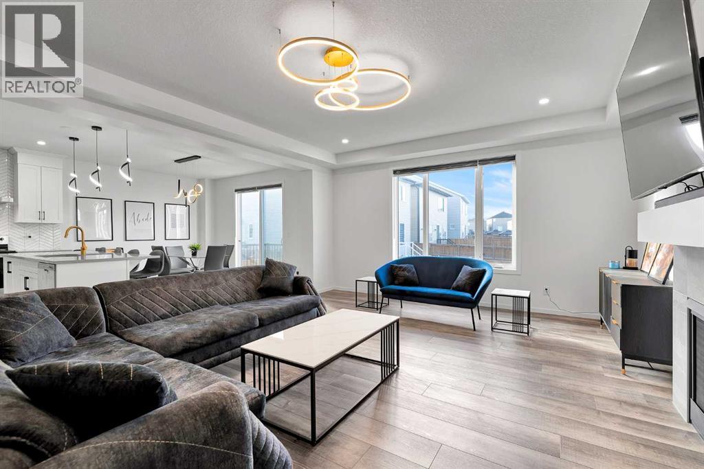 4168 Windsong Boulevard Sw, Airdrie, Alberta  T4B 5H3 - Photo 3 - A2276946