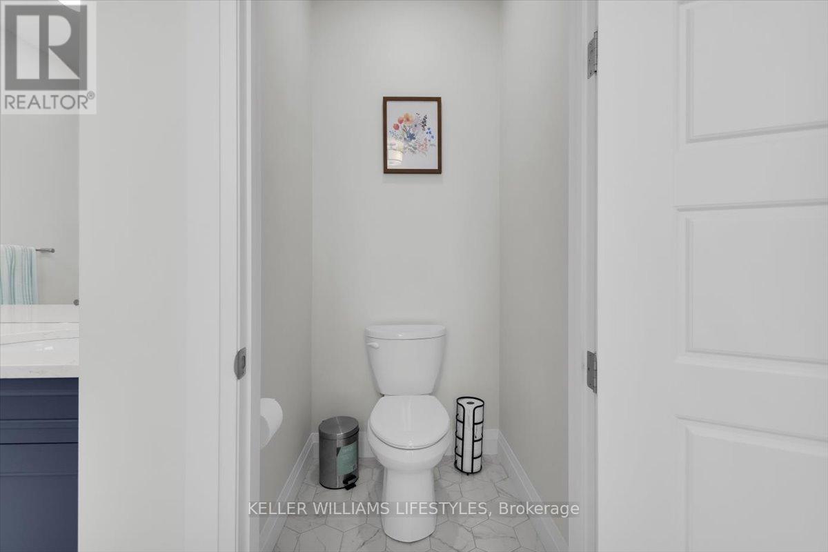 956 Eagletrace Drive, London North, Ontario  N6G 3X9 - Photo 26 - X12660772