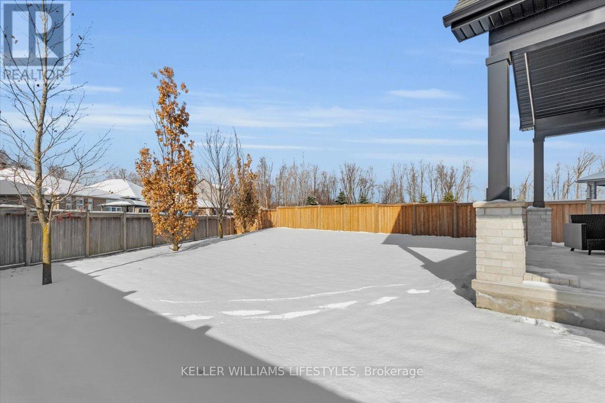 956 Eagletrace Drive, London North, Ontario  N6G 3X9 - Photo 47 - X12660772