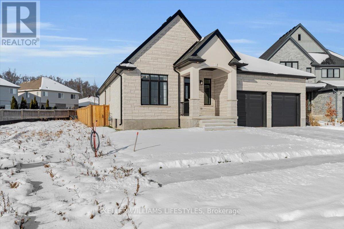 956 Eagletrace Drive, London North, Ontario  N6G 3X9 - Photo 50 - X12660772