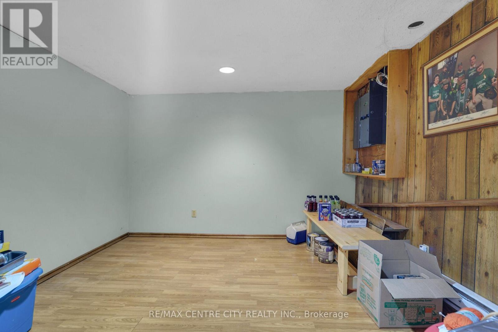 55 Mohegan Crescent, London East (East D), Ontario  N5V 2X7 - Photo 28 - X12660816