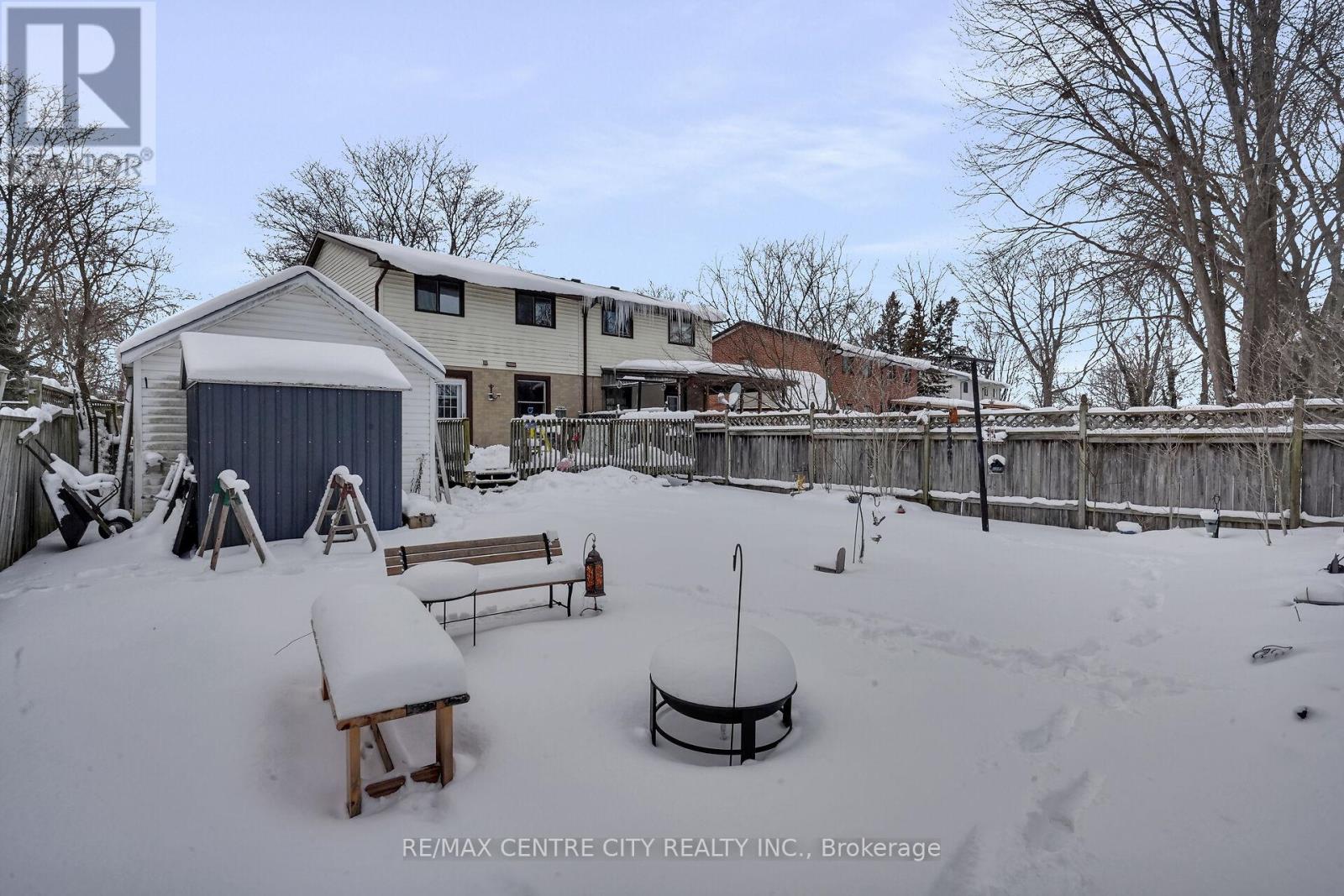 55 Mohegan Crescent, London East (East D), Ontario  N5V 2X7 - Photo 32 - X12660816