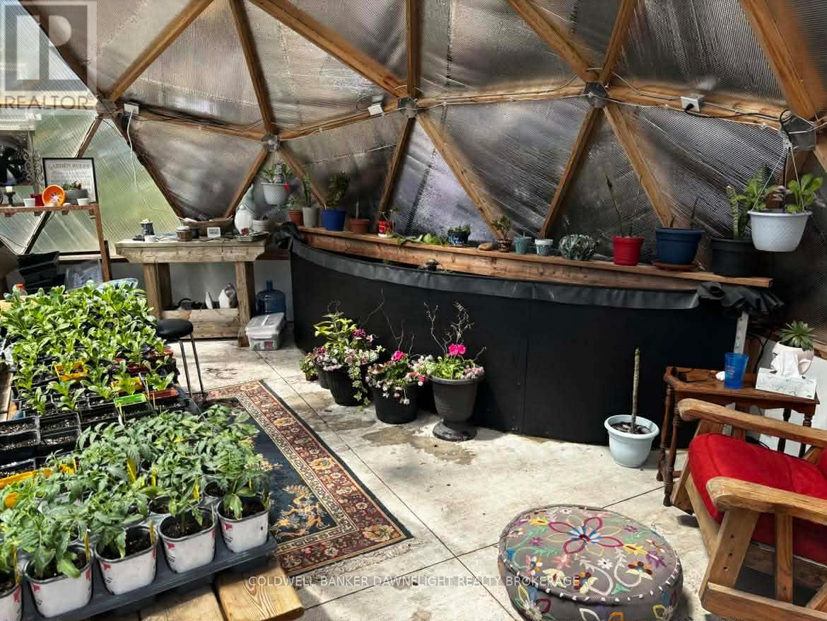 69818 London Road, South Huron (Usborne), Ontario  N0M 1K0 - Photo 34 - X12660846