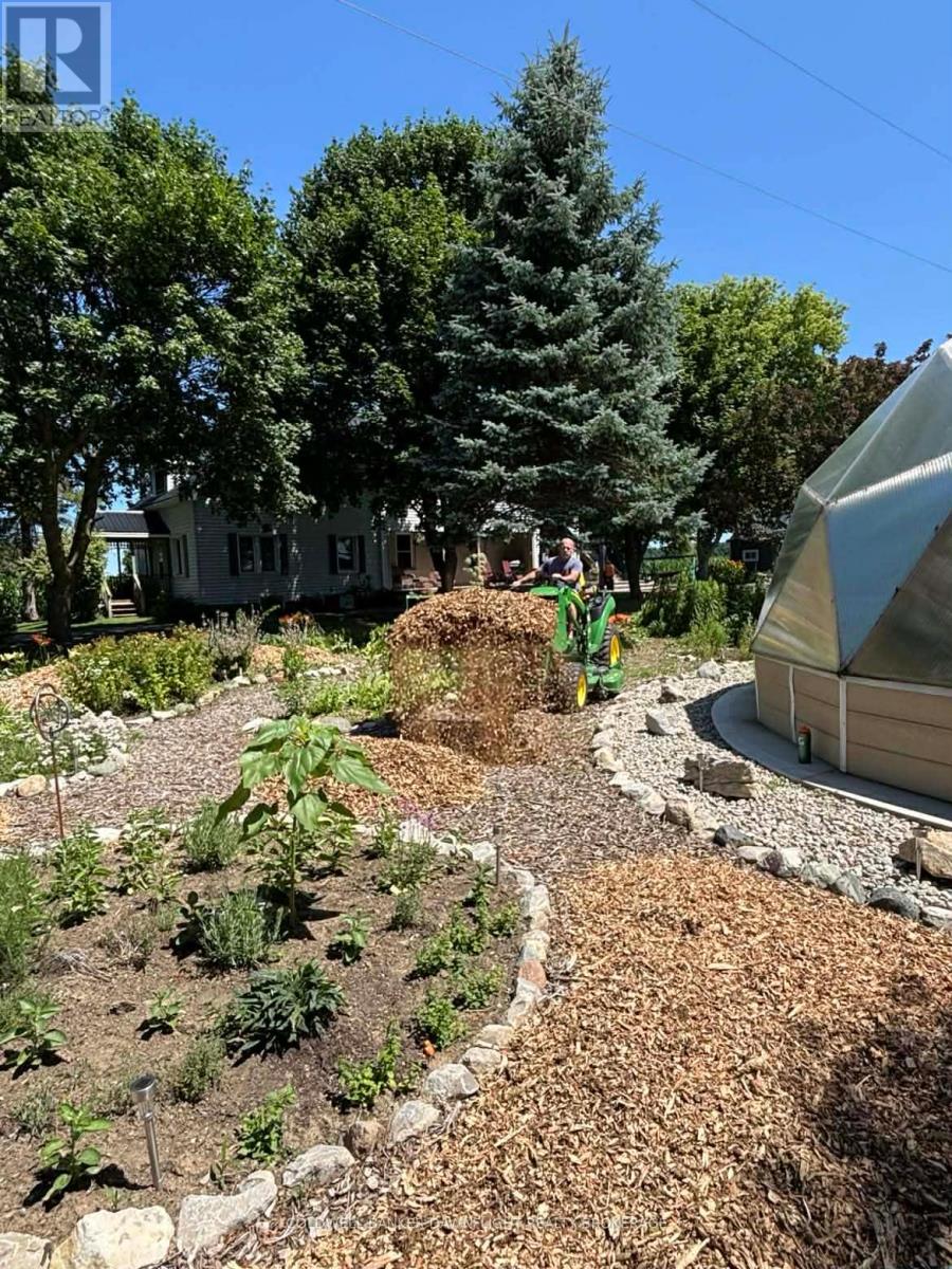 69818 London Road, South Huron (Usborne), Ontario  N0M 1K0 - Photo 36 - X12660846