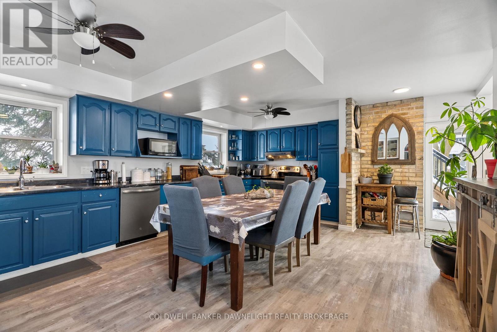 69818 London Road, South Huron (Usborne), Ontario  N0M 1K0 - Photo 7 - X12660846