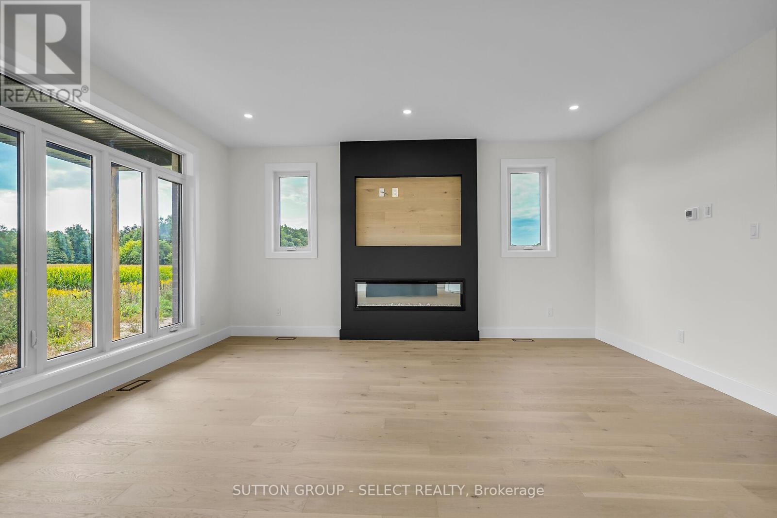 58 Briscoe Crescent, Strathroy-Caradoc (Ne), Ontario  N7G 0G3 - Photo 14 - X12660918