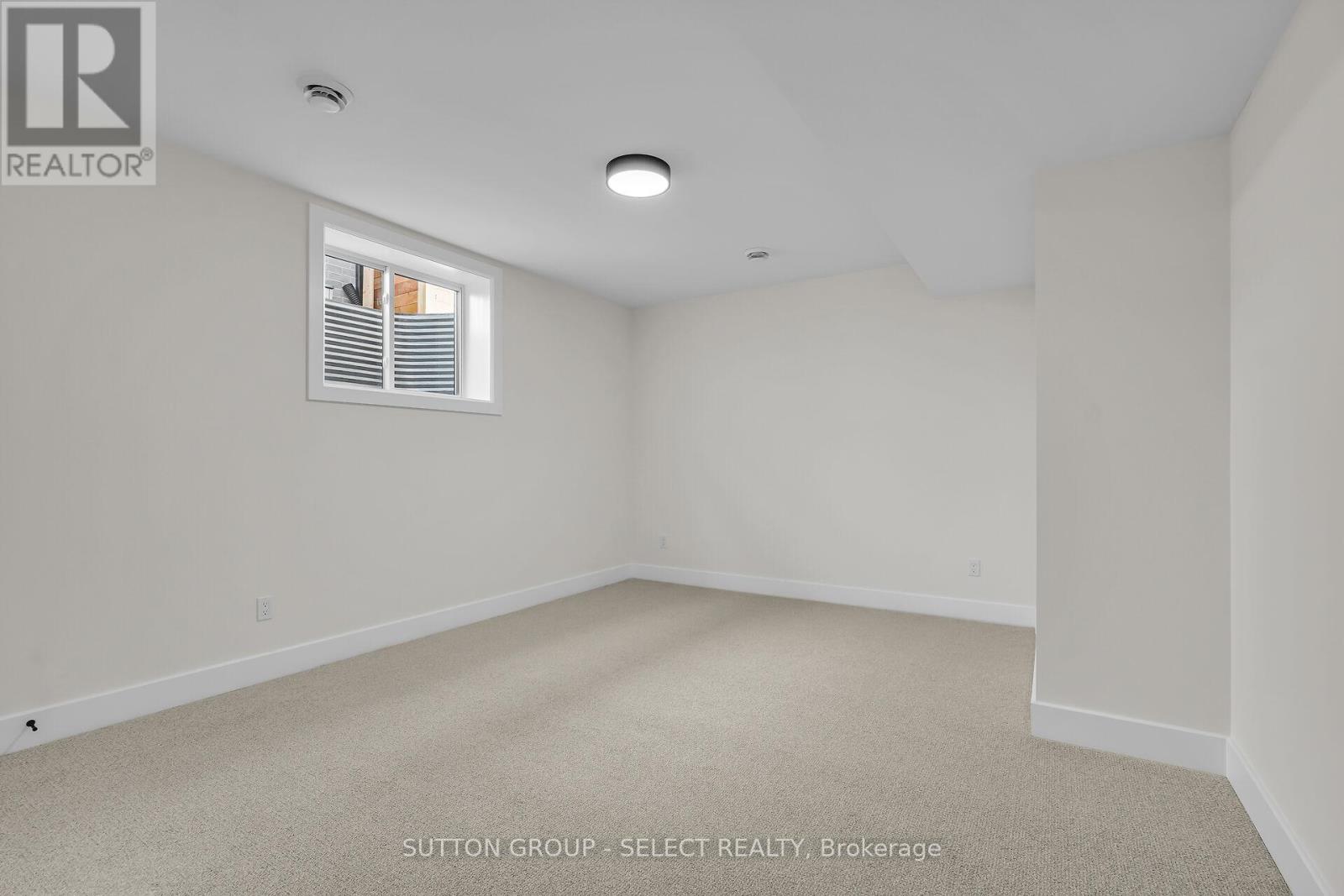 58 Briscoe Crescent, Strathroy-Caradoc (Ne), Ontario  N7G 0G3 - Photo 7 - X12660918