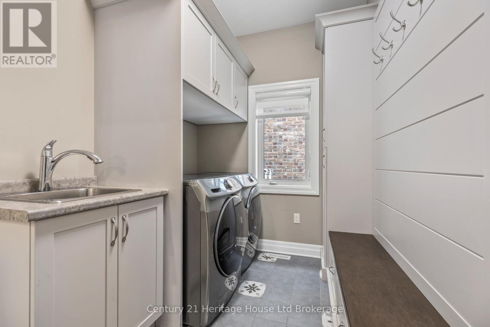 1038 Trailsway Avenue, London South, Ontario  N6K 0J2 - Photo 10 - X12660860