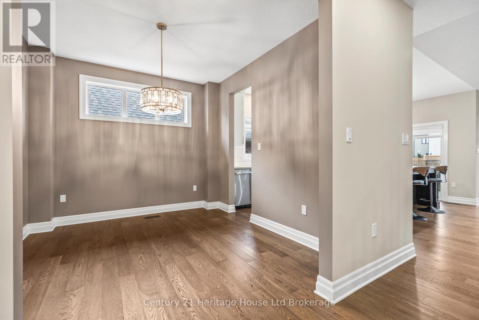 1038 Trailsway Avenue, London South, Ontario  N6K 0J2 - Photo 6 - X12660860