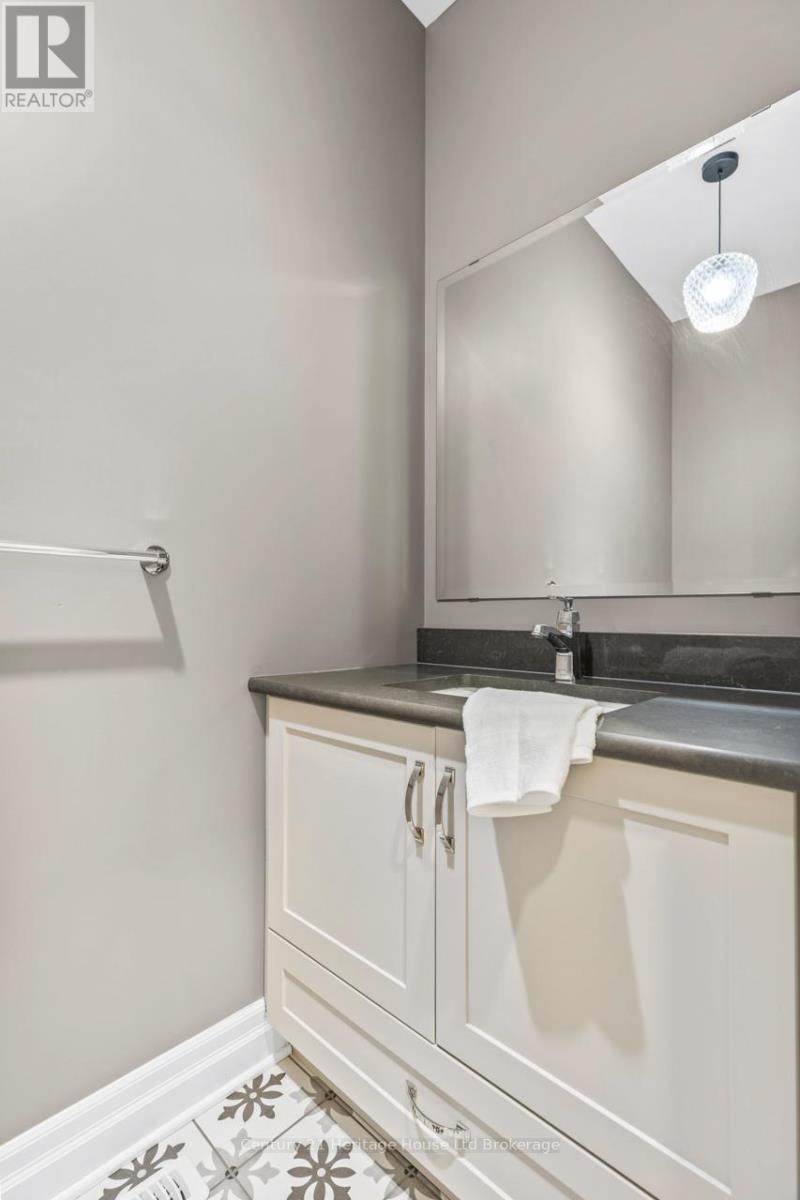 1038 Trailsway Avenue, London South, Ontario  N6K 0J2 - Photo 8 - X12660860