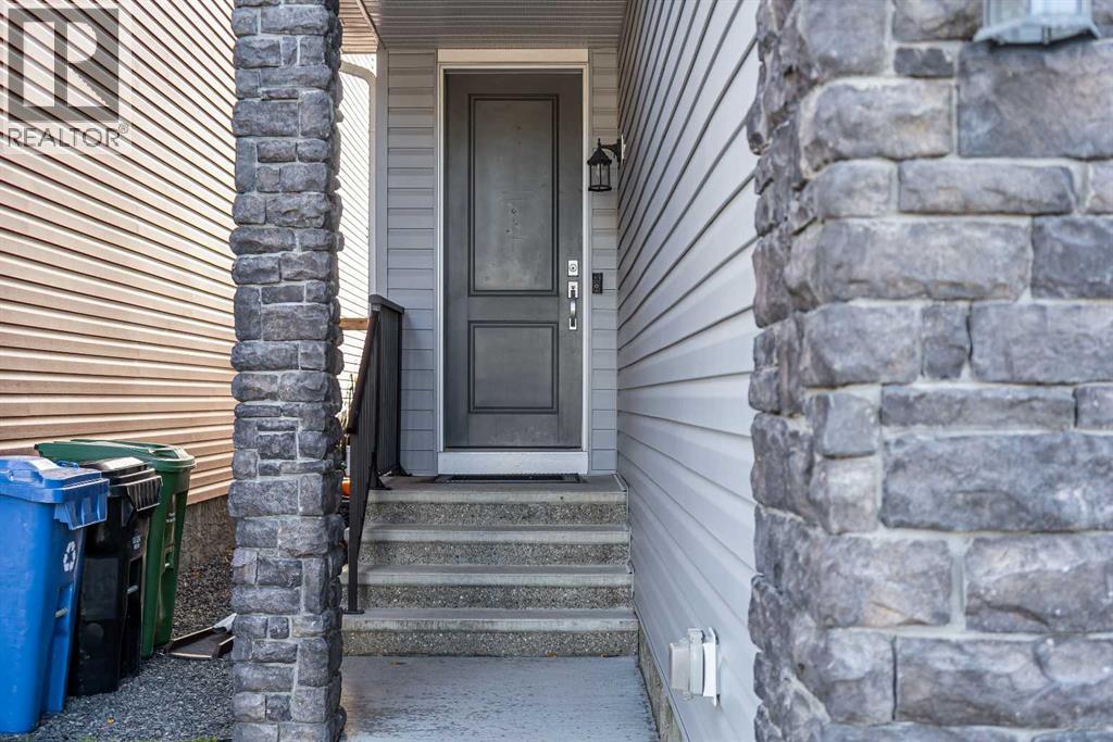 66 Howse Common Ne, Calgary, Alberta  T3P 0V3 - Photo 3 - A2277002