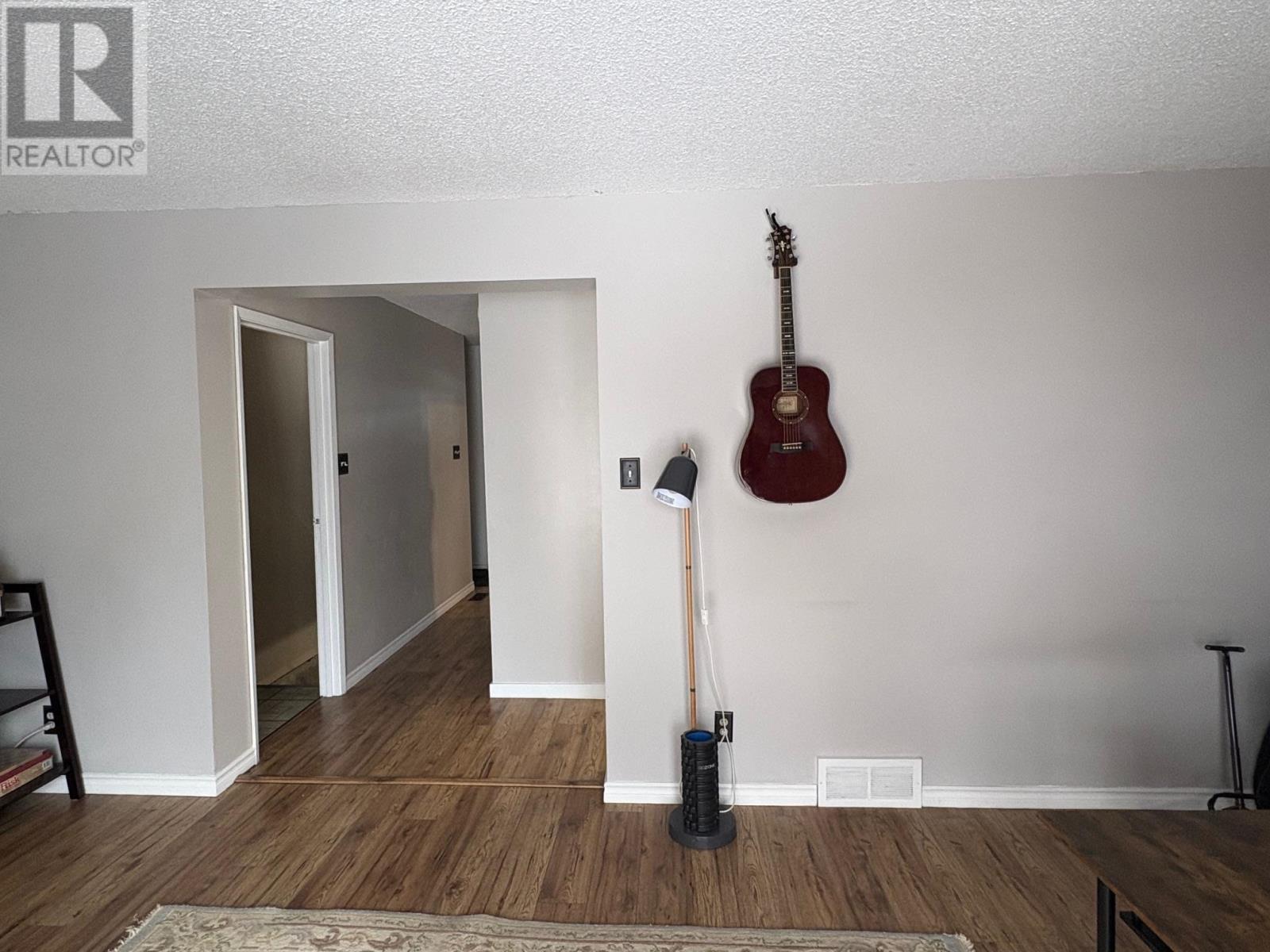 376 Wentworth Cres, Thunder Bay, Ontario  P7A 7S5 - Photo 11 - TB2600005