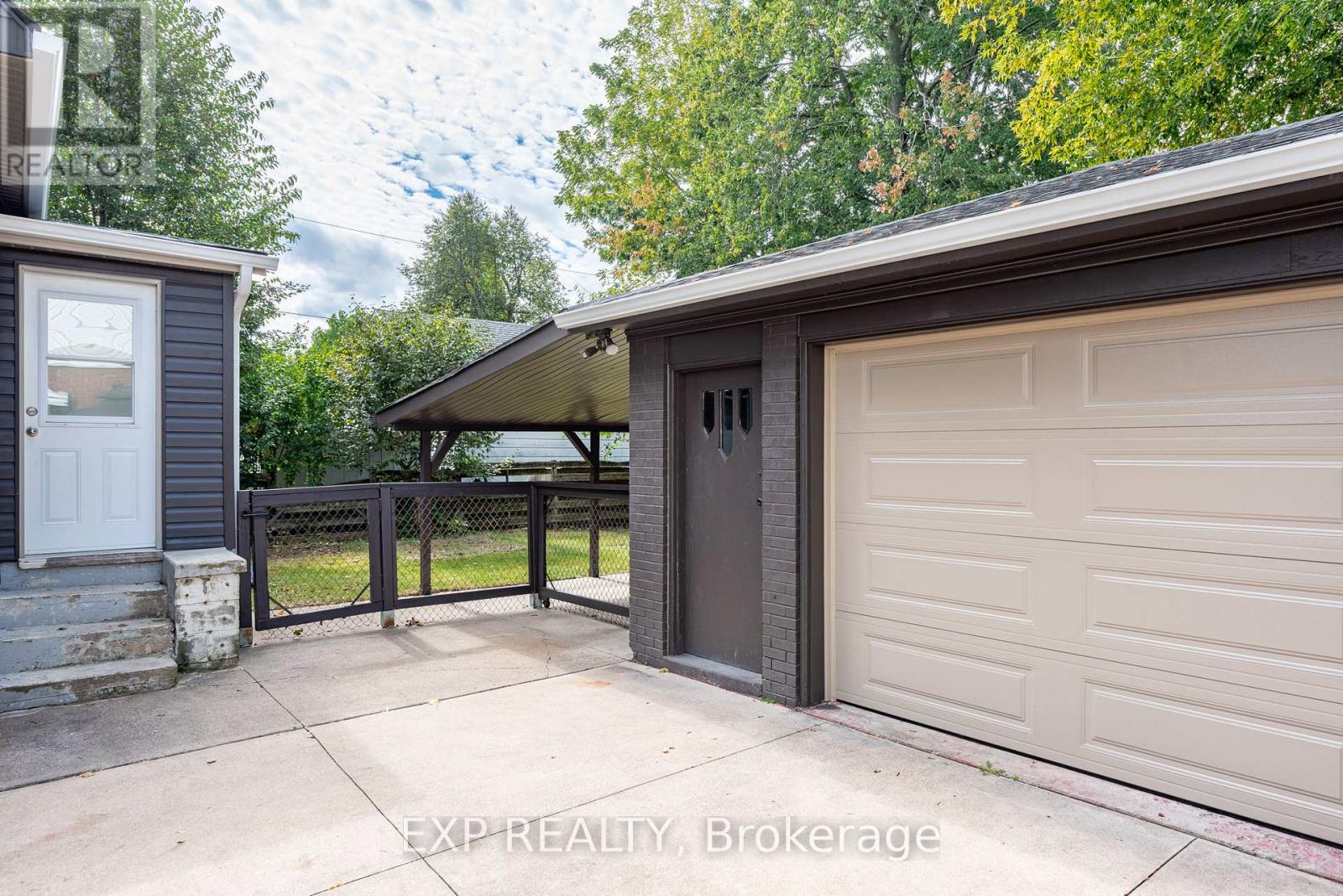 3047 Saint Patrick Avenue, Niagara Falls, Ontario  L2J 2M7 - Photo 32 - X12660660