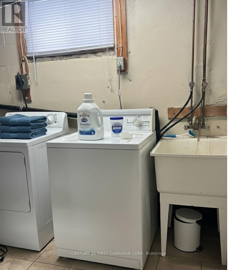 111 Lincoln Place, London South, Ontario  N6C 2C3 - Photo 14 - X12639292