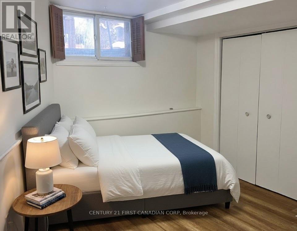 111 Lincoln Place, London South, Ontario  N6C 2C3 - Photo 9 - X12639292