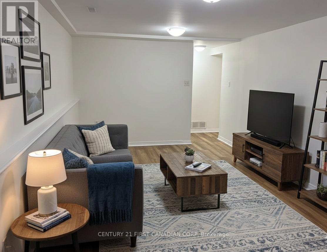 111 Lincoln Place, London South, Ontario  N6C 2C3 - Photo 7 - X12639292