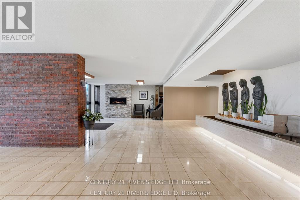 211 - 55 Water Street E, Brockville, Ontario  K6V 1A3 - Photo 2 - X12660796