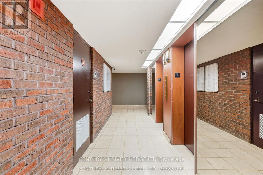 211 - 55 Water Street E, Brockville, Ontario  K6V 1A3 - Photo 5 - X12660796