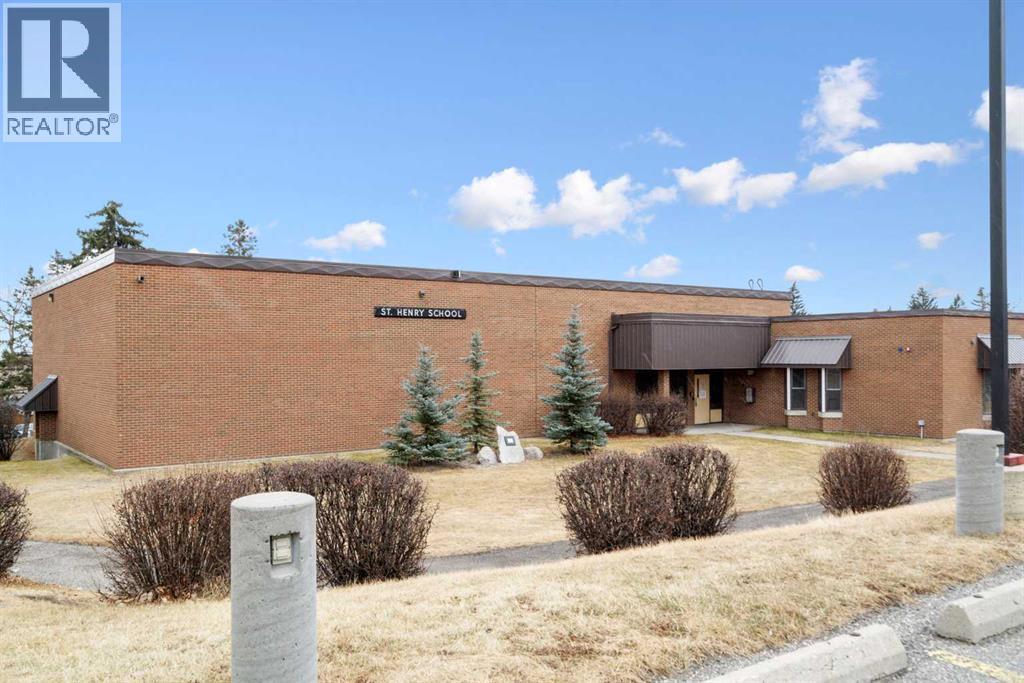 10, 1055 72 Avenue Nw, Calgary, Alberta  T2K 5S4 - Photo 36 - A2273345