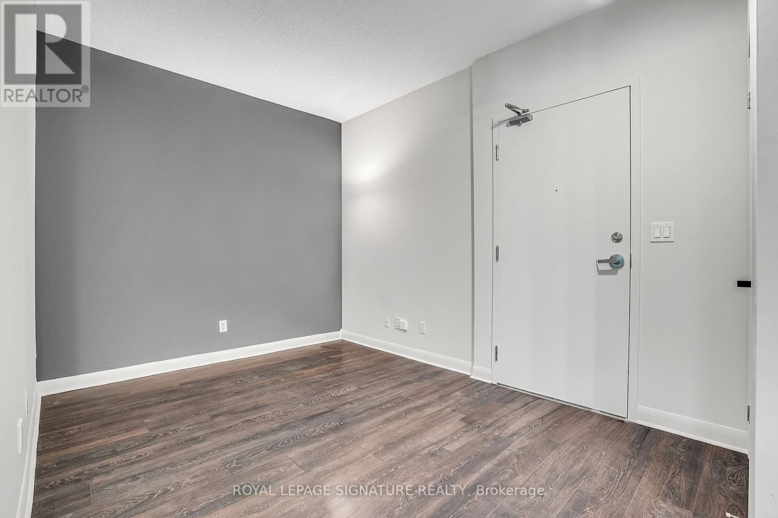 317 - 15 Bruyeres Mews, Toronto, Ontario  M5V 0A7 - Photo 7 - C12660594