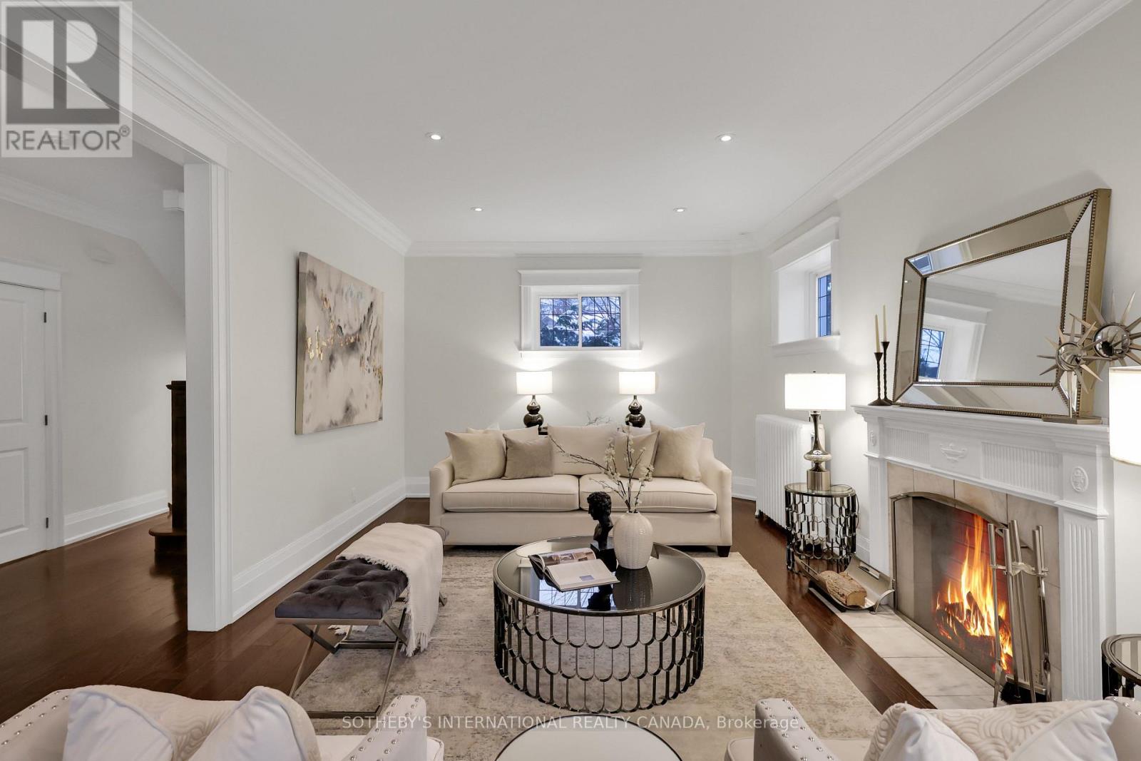 68 Astley Avenue, Toronto, Ontario  M4W 3B4 - Photo 3 - C12660616