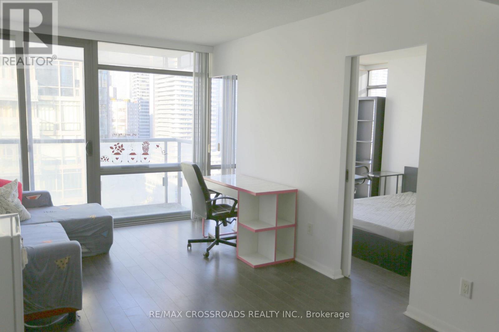 2009 - 38 Grenville Street, Toronto, Ontario  M4Y 1A5 - Photo 5 - C12660728