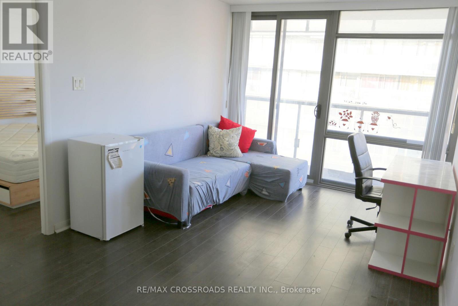 2009 - 38 Grenville Street, Toronto, Ontario  M4Y 1A5 - Photo 6 - C12660728