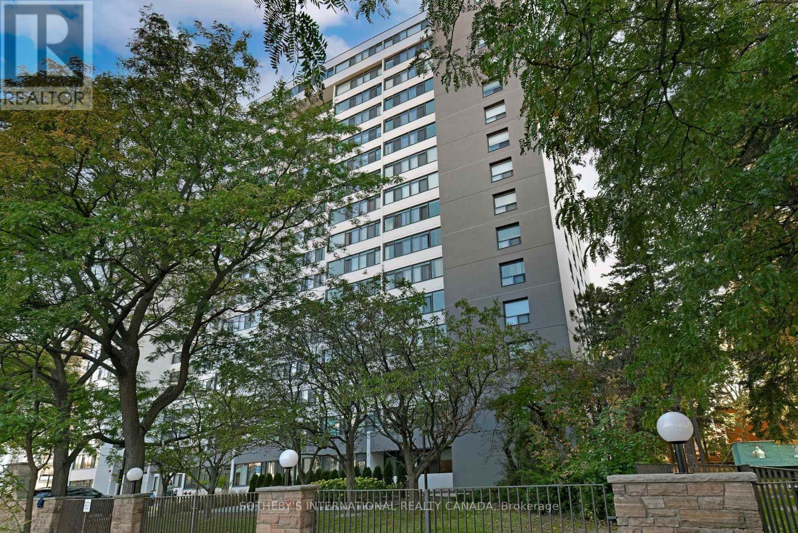 1205 - 3000 Bathurst Street, Toronto, Ontario  M6B 3B4 - Photo 30 - C12660742